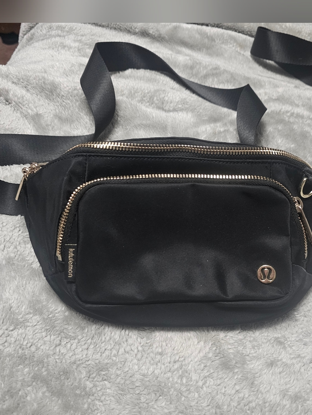 Lululemon Black Crossbody Belt Bag